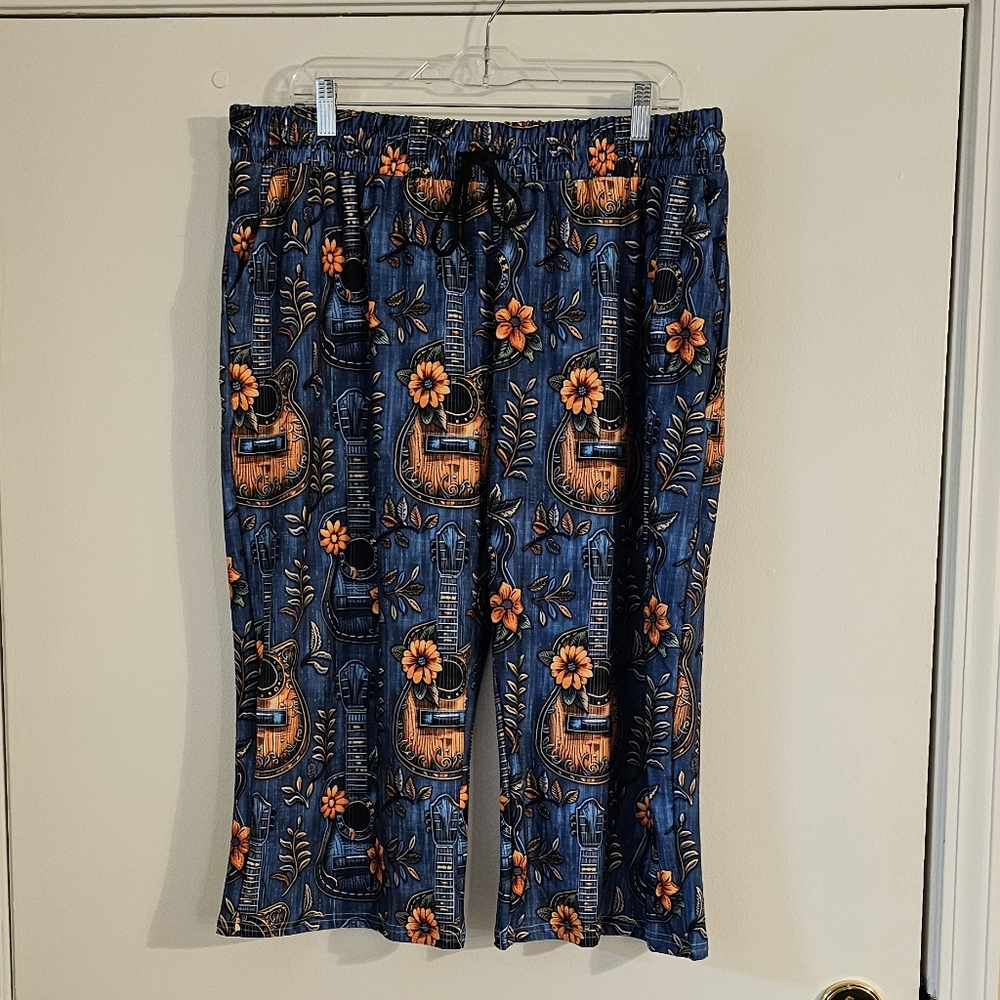 Guitar Gauchos TC2 NIB Faux Denim Floral Jeans Plus Size 24-28 Capri Pants